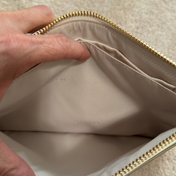 COACH NWT wristlet - Picture 6 of 7